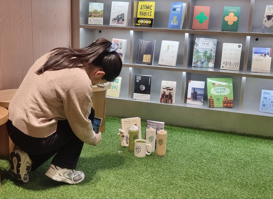 중랑천 장미 카페 풍경